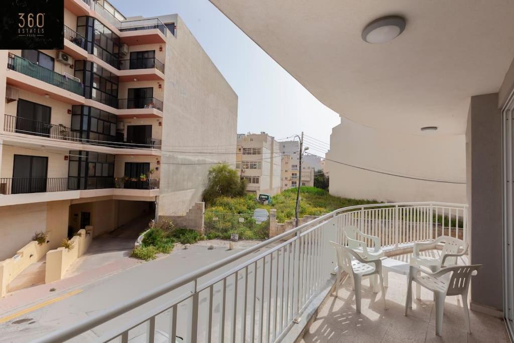 Spacious 2Br Apt In Qawra - Perfect For Families By 360 Estates St. Paul's Bay Bagian luar foto