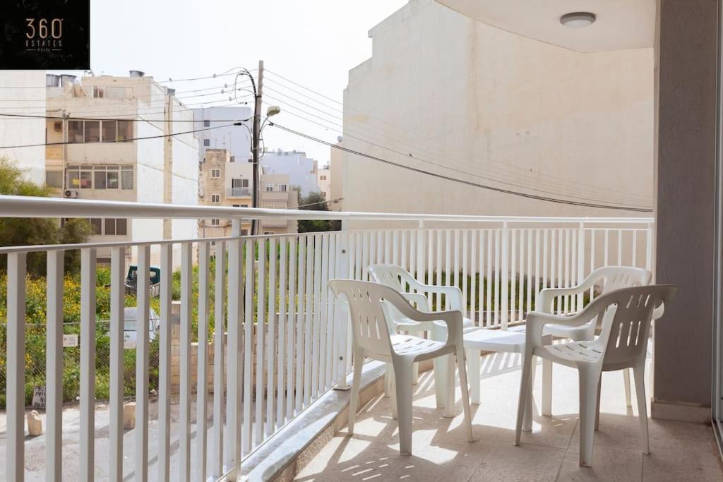 Spacious 2Br Apt In Qawra - Perfect For Families By 360 Estates St. Paul's Bay Bagian luar foto