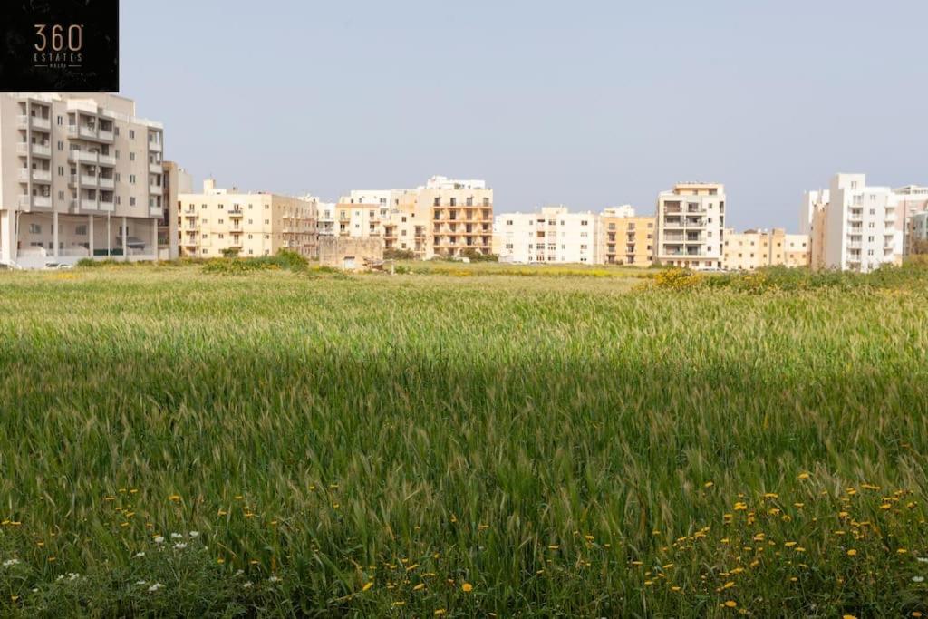 Spacious 2Br Apt In Qawra - Perfect For Families By 360 Estates St. Paul's Bay Bagian luar foto