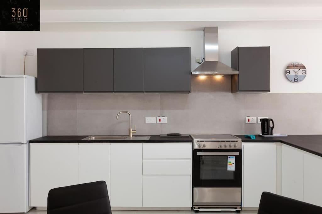 Spacious 2Br Apt In Qawra - Perfect For Families By 360 Estates St. Paul's Bay Bagian luar foto