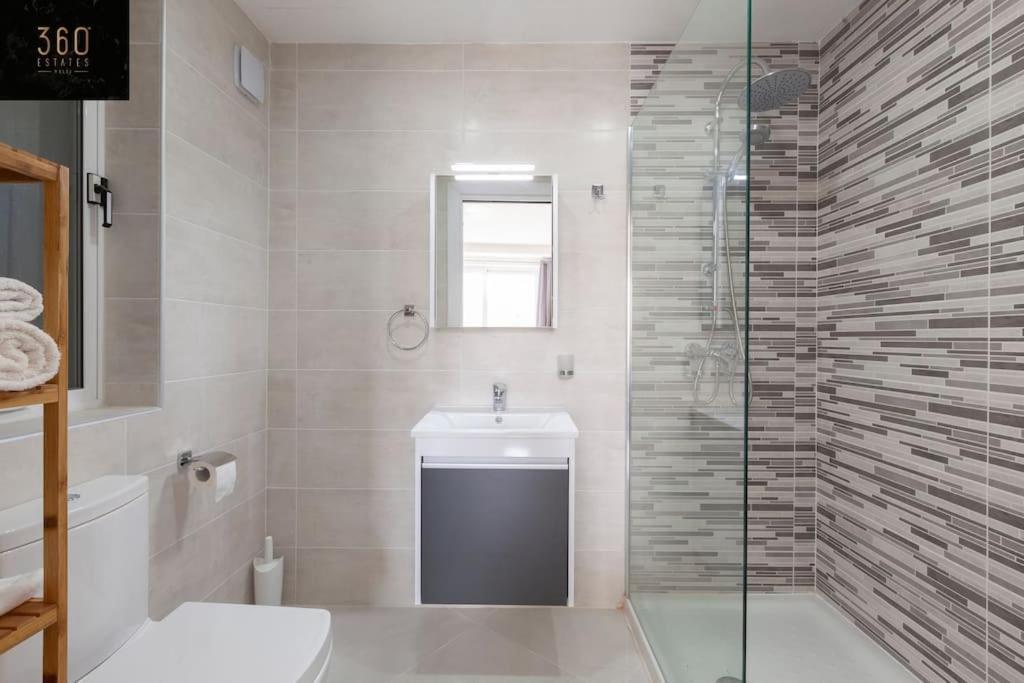 Spacious 2Br Apt In Qawra - Perfect For Families By 360 Estates St. Paul's Bay Bagian luar foto